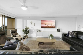 Gemini Court - Hosted by Burleigh Letting